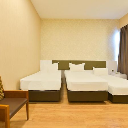 Townhouse Oak Hotel Holmes Johor Jaya Johor Bahru Eksteriør bilde