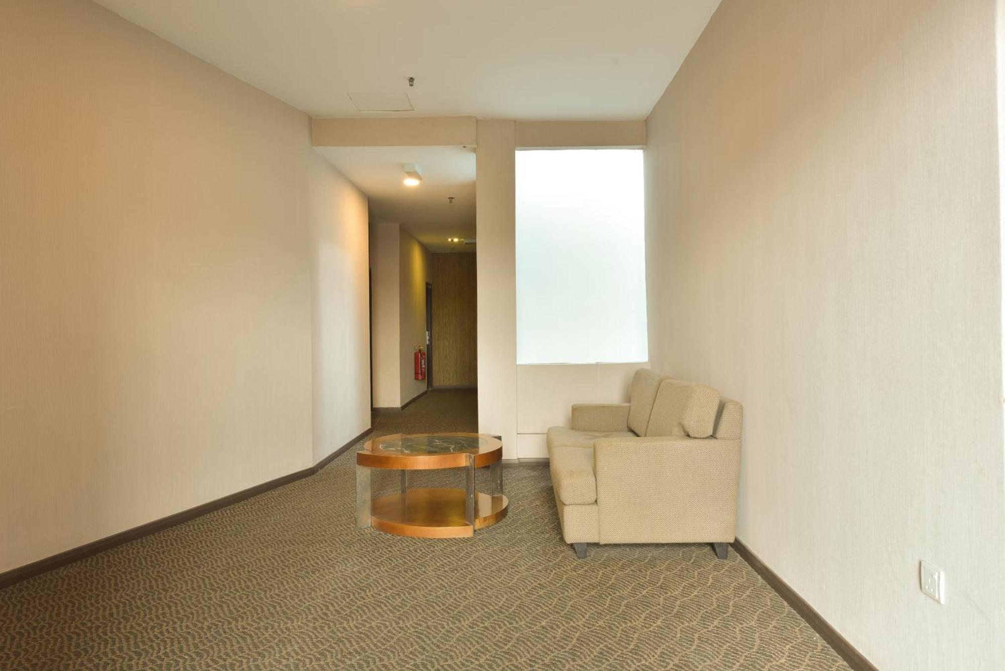 Townhouse Oak Hotel Holmes Johor Jaya Johor Bahru Eksteriør bilde